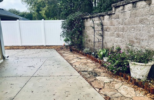 Summerfield House | Charming 2-bedroom house in the friendliest neighborhood - The Villages!