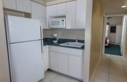 West Kissimmee Villa | Charming 2-bedroom villa with resort access just minutes from Disney theme parks