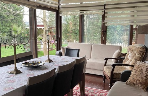 Sapanca Villa | Charming 2-bedroom villa with hot water Pool, AC, WiFi in peaceful Sapanca