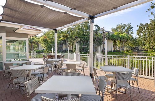 Florida Central Atlantic Coast Villa | Charming 2-bedroom villa with several pools & fitness room in delightful Orlando