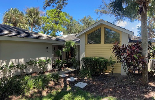 Plantation Villa | Charming 2-bedroom villa with AC in Venice Plantation Golf and Country Club