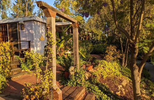 Sylvia Park House | Charming 2 BR/2BTH Topanga Canyon cottage