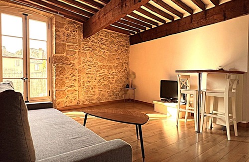 Lambesc Apartment | Charming 2-room apartment