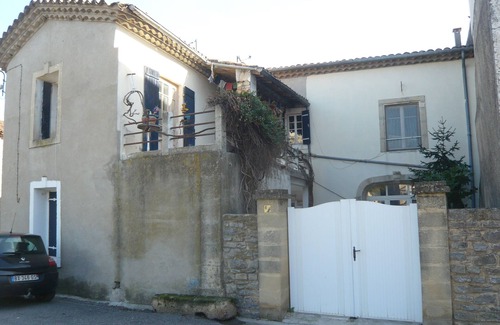 Saint-Clement House | Charming 210 m2 village house on 2 levels with courtyard and terrace