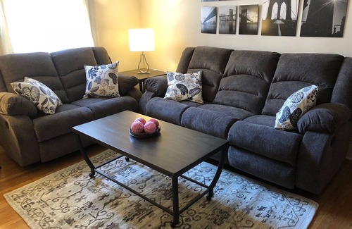 Center City West Condo | Charming 2BD/2BA near Rittenhouse sq