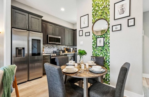 Fort Worth House | Charming 2BDTownhouse: JOYfull &Magnolia walkable!