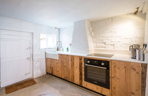 Orford House | Charming 2BR Cottage