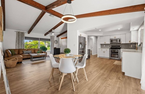 Port Charlotte House | Charming 2BR house + Private Pool - heated pool from November to March