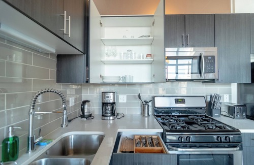 Prairie District Hotel | Charming 2BR Unit Near McCormick & Millennium Park
