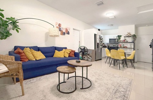 Liberty City House | Charming 2BR w/Housemate