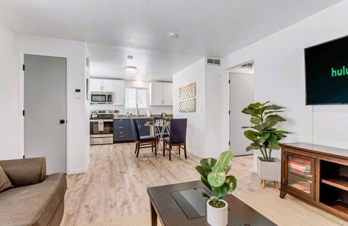 Sugar House Apartment | Charming 2BR with King and Queen Beds, Near Downtown SLC and Local Attractions
