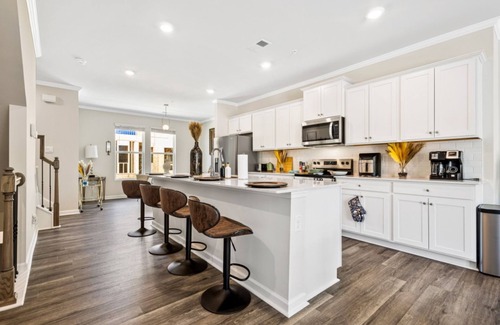 Hapeville House | Charming 3-bed and 3 private baths, 5 mins to the airport, 25 min Buckhead.