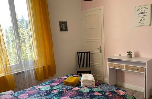 Donzere Apartment | Charming 3-Bed Apartment near Montelimar
