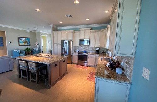 Coury House | Charming 3-bedroom house with pool and boat dock in Key Colony Beach