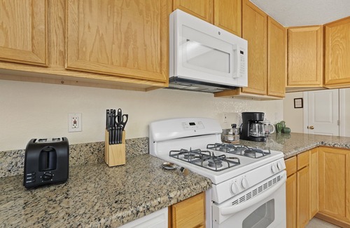 Twentynine Palms House | Charming 3-bed, Hot Tub 5 mins to Joshua Tree NP