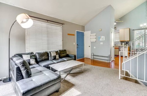 West Valley City House | Charming 3-bedroom townhome with WiFi and AC in West Valley City