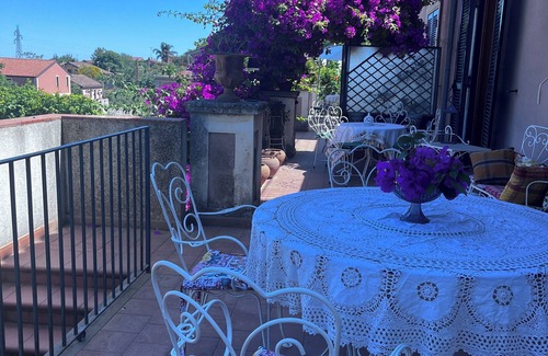 Zafferana Etnea House | Charming 3-bedroom country house with Jacuzzi and tank pool