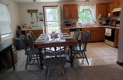Kenyon House | Charming 3-bedroom house with AC and WiFi in soothing South Kingstown