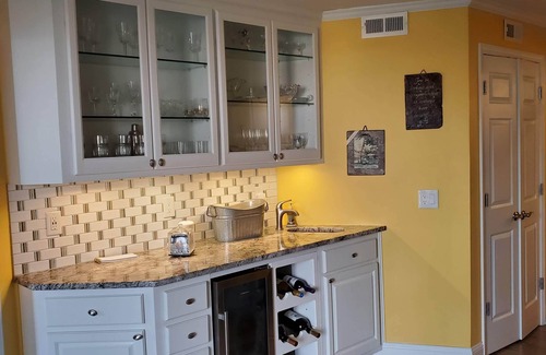 Atlantic Beach Condo | Charming 3-bedroom condo private beach access, 2 pools with fitness room and AC