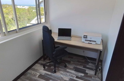 La Possession House | Charming 3-bedroom house with AC and WiFi in La Possession