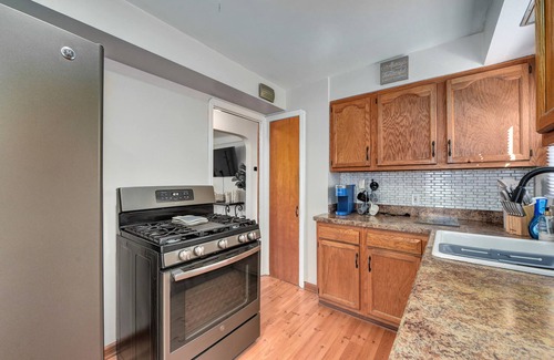 Fairview Park House | Charming 3-bedroom bungalow in Cleveland area!