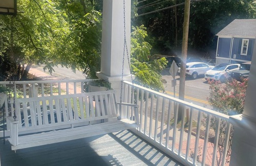 Harpers Ferry House | Charming 3-Bedroom Home in historic Harpers Ferry: Pet Friendly!