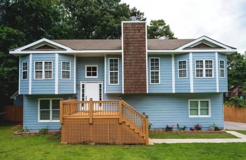Lawrenceville House | Charming 3-bedroom house with Wi-Fi and AC in Lawrenceville.