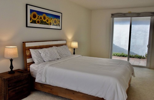 Valley Center Other | Charming 3-Bedroom Farmhouse at Hill Top with Pool, Sauna, Steam Room and more