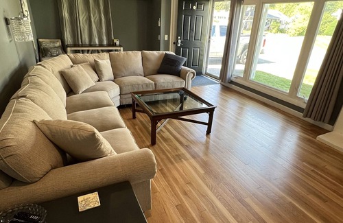 Brewer House | 🏡 Charming 3-Bedroom, 1-Bath Rental Home in Brewer, ME.