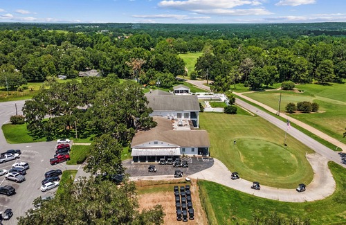 Fellowship House | Charming 3-bedroom 5 min from WEC