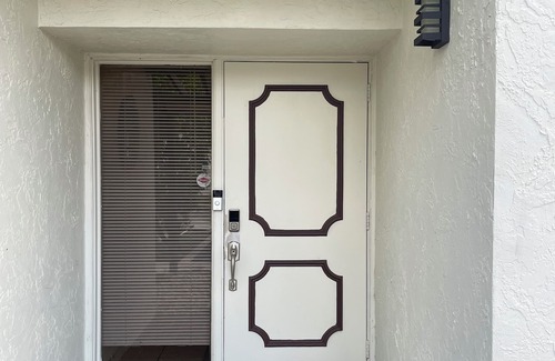 Miramar House | Charming 3 bedroom and 3 Full bathroom centrally Located in South Florida!