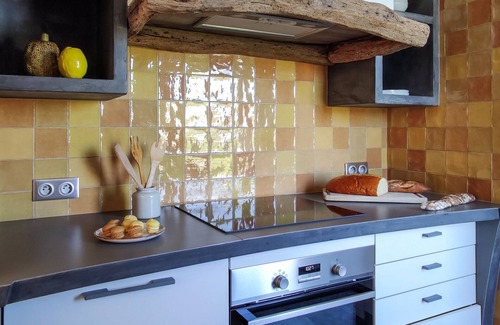 Pissotte Cottage | Charming 3-Bedroom Architect's Cottage with Private Garden and Parking in Pissotte