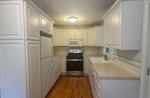 Loring Heights House | Charming 3-Bedroom Atlanta Retreat Near Midtown