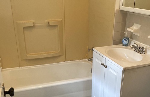 Northside Apartment | Charming 3 bedroom brick duplex. 2 floors 4 beds sleeps 6. Washer & dryer