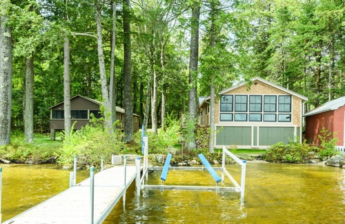 Naples Cabin | Charming 3-bedroom cabin with private sandy beach and dock