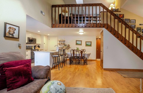Gunbarrel Condo | Charming 3-bedroom condo with AC in Boulder