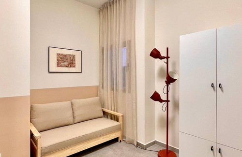 Jerusalem City Centre Apartment | Charming 3-bedroom Duplex in Nachlaot Jerusalem