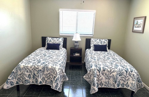 Englewood Other | Charming 3-bedroom farmhouse on 5 acres with in enchanting Englewood, FL.