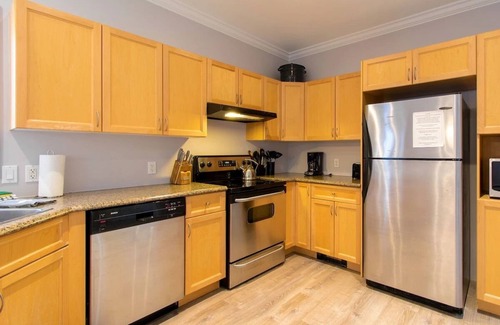 Salsbury Cove House | Charming 3-bedroom home with AC in Bar Harbor, only 5 minutes to Acadia.