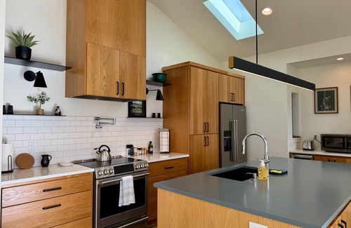 Pacific City House | Charming 3-bedroom home - WiFi, AC, & Clubhouse access in enjoyable Pacific City