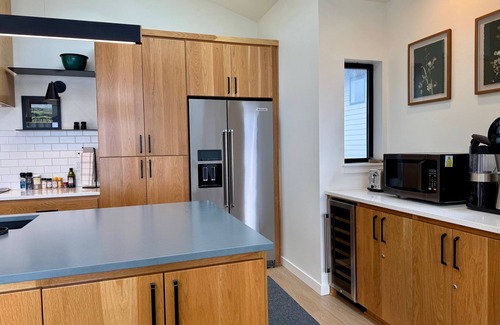 Pacific City House | Charming 3-bedroom home - WiFi, AC, & Clubhouse access in enjoyable Pacific City