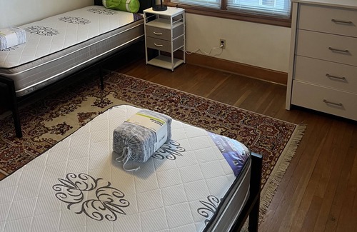 Jamesville House | Charming 3-bedroom house in delightful Jamesville with WiFi