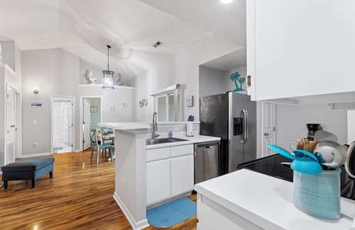 Myrtle Grove House | Charming 3-bedroom house with WiFi, AC in enjoyable Wilmington