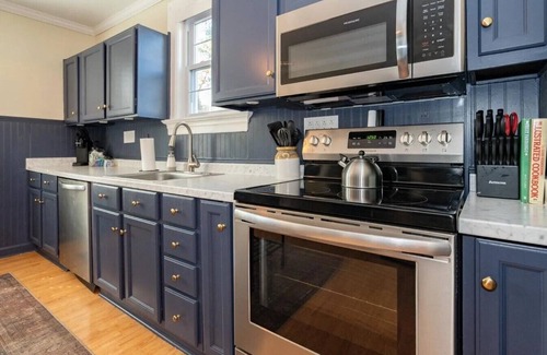 Lynchburg House | Charming 3-bedroom home in a perfect location - 5min to LU