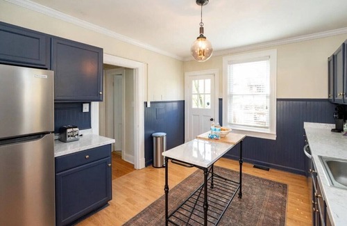 Lynchburg House | Charming 3-bedroom home in a perfect location - 5min to LU