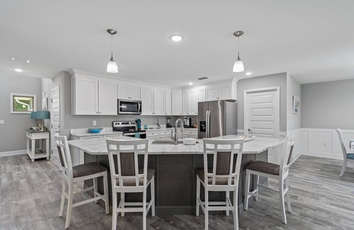 Ono Island House | Charming 3-bedroom house just 9.5 miles from Johnson Beach in Perdido Key.