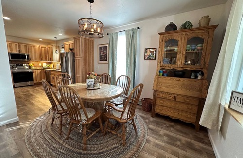 Ironwood House | Charming 3-bedroom home in Ironwood with custom tiled showers. Dog-Friendly.