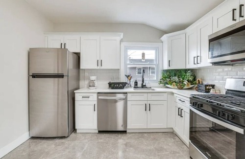 Lawnside House | Charming 3-bedroom Home near Philadelphia