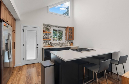Bull Mountain House | Charming 3 bedroom home in Tigard. Near Parks, Trails and Progress Ridge!