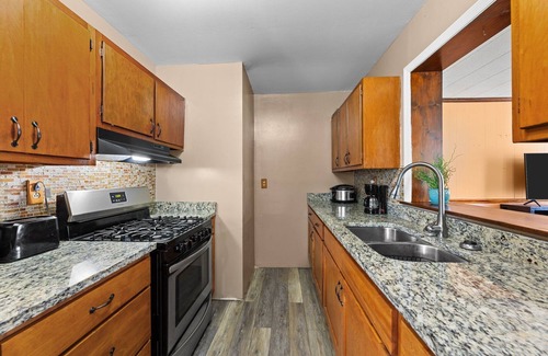 New Bern House | Charming 3-bedroom house in welcoming New Bern with WiFi, AC